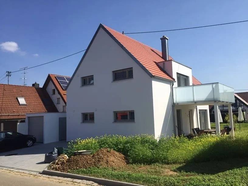 Fertiggestelltes Wohnhaus der Wohnbau Liebenstein GmbH — Projekt 9