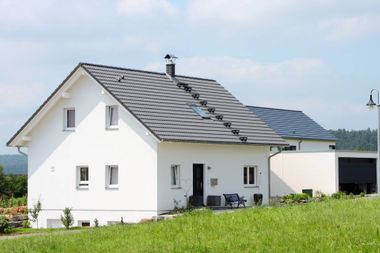 Einfamilienhaus mit Garage